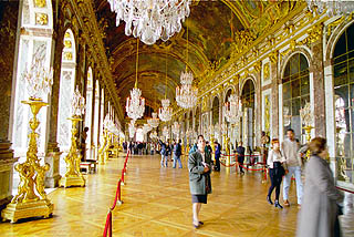 ベルサイユ宮殿の「鏡の間」