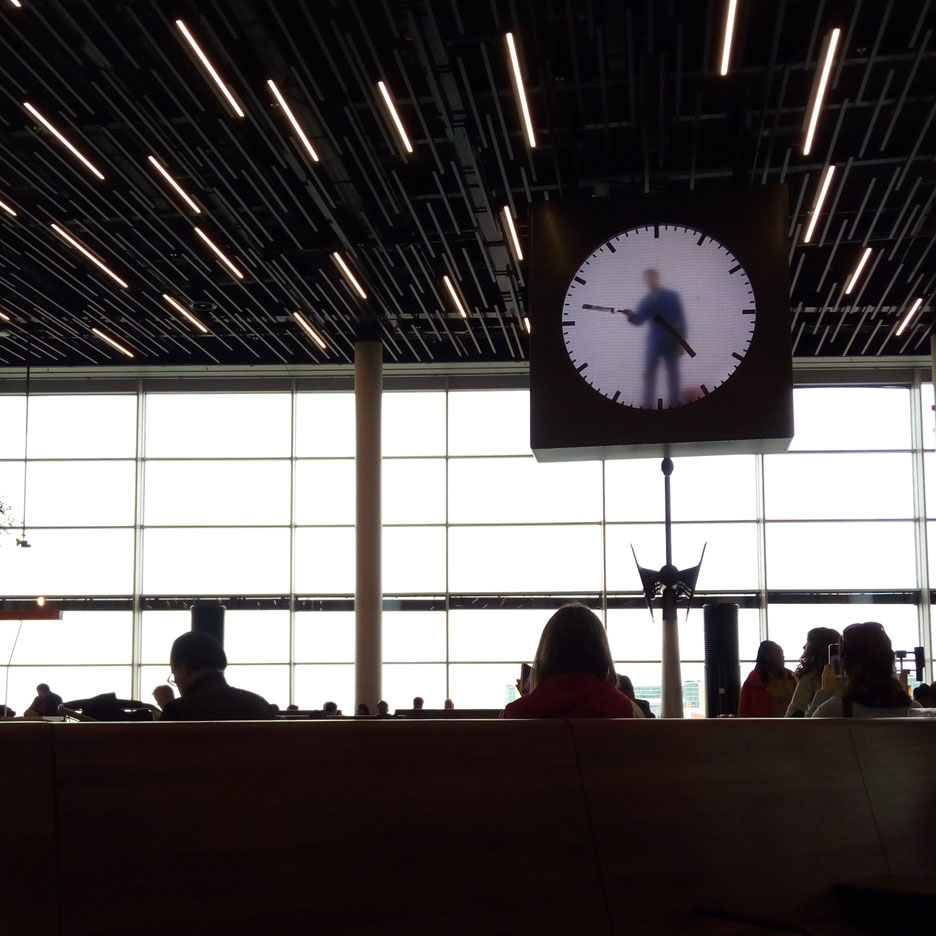 スキポール空港の時計